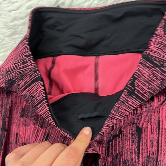 🔥$SALE$🔥Lululemon Pace Rival Crop (19") Down Pour Electric Coral Black / Black - Picture 4 of 7